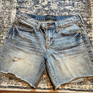 Lucky Brand light blue denim cutoff shorts size 25